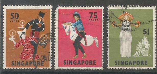 SINGAPORE DANCES 3